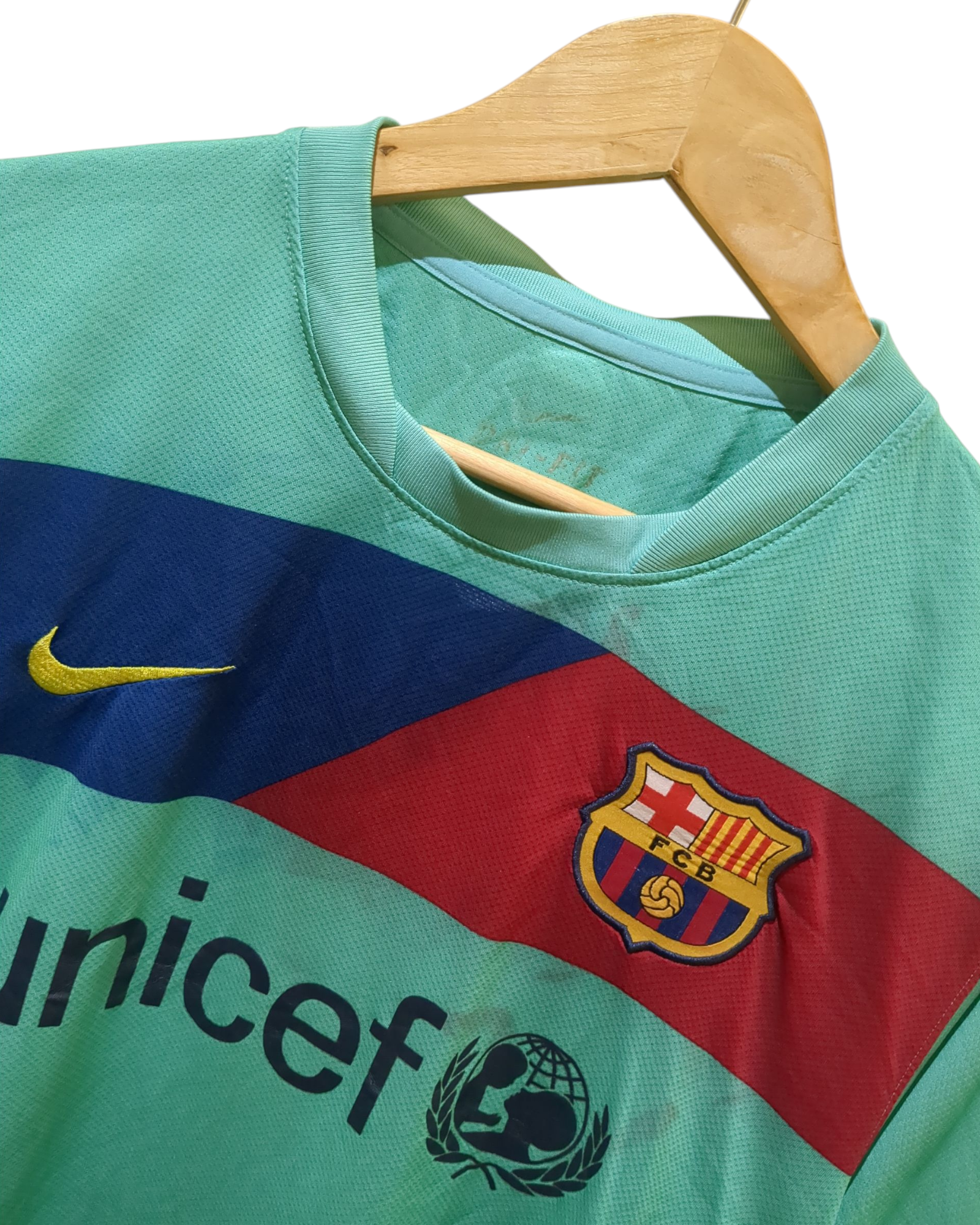 2010-11 Nike Barcelona Away Shirt - (L)