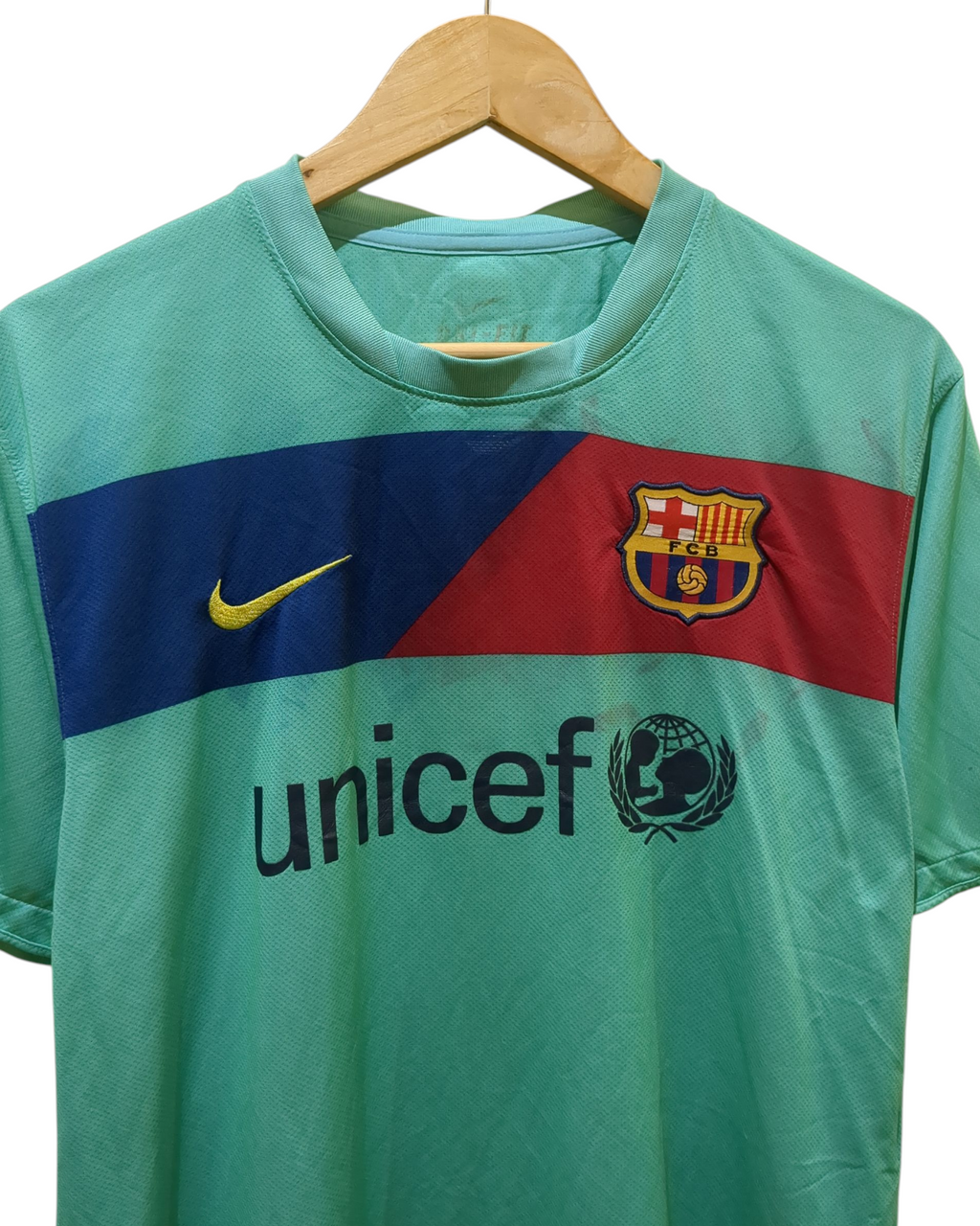 2010-11 Nike Barcelona Away Shirt - (L)