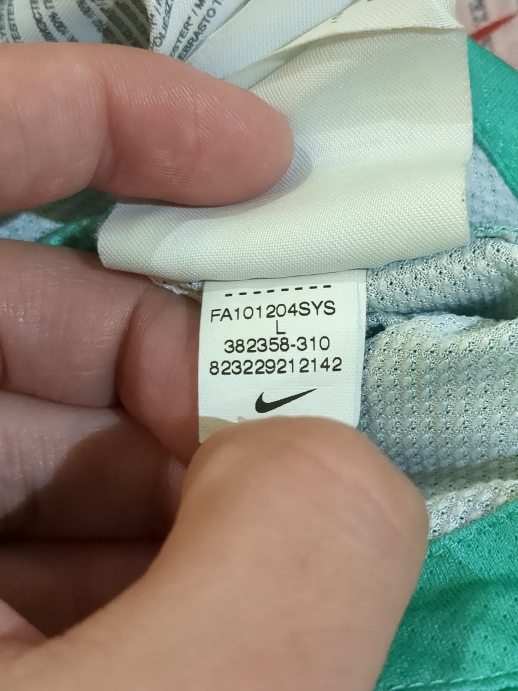 2010-11 Nike Barcelona Away Shirt - (L)