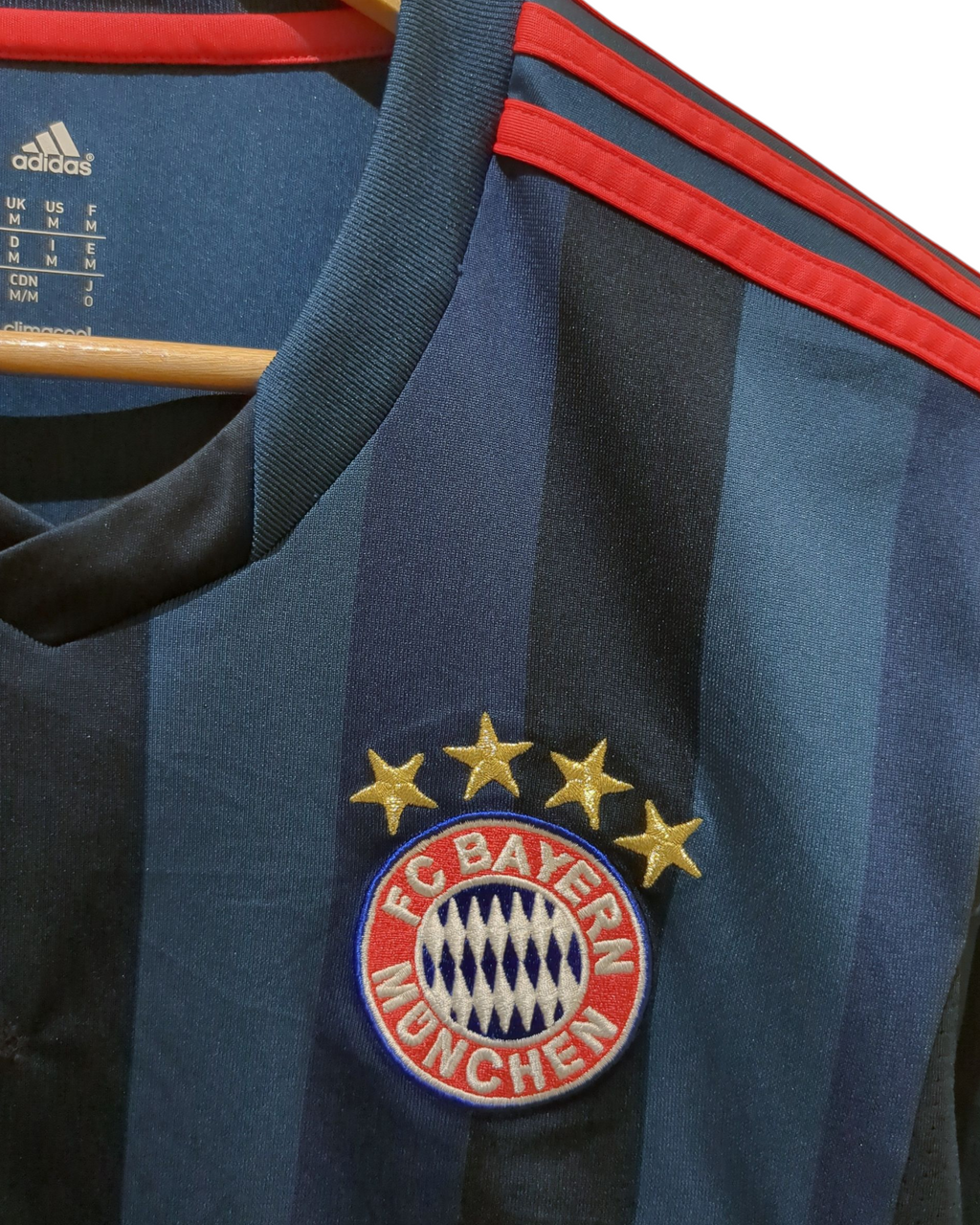 2013-14 Adidas Bayern Munich Third Shirt - (M)