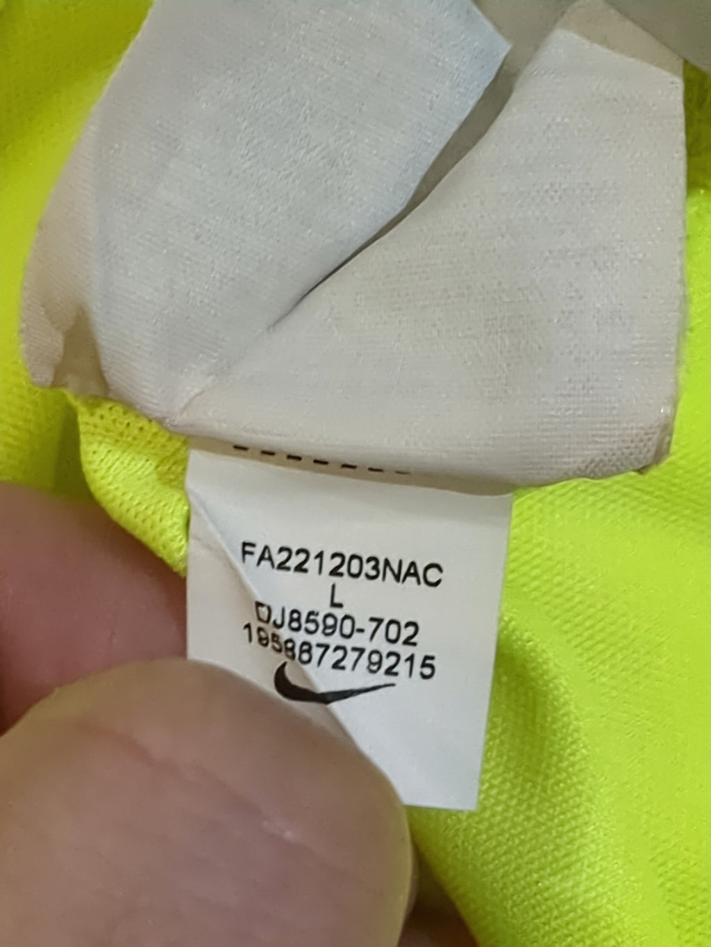 2022-23 Tottenham Nike Training Shirt - (L)