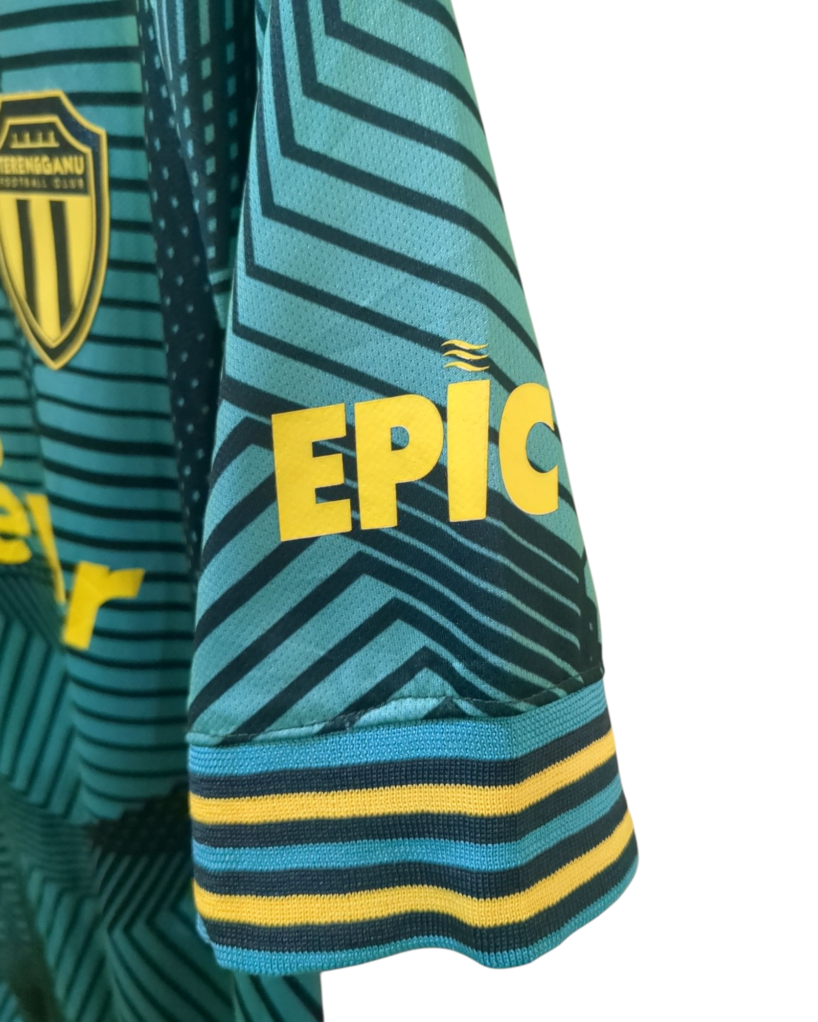 2023-24 Umbro Terengganu Away Shirt - (M)