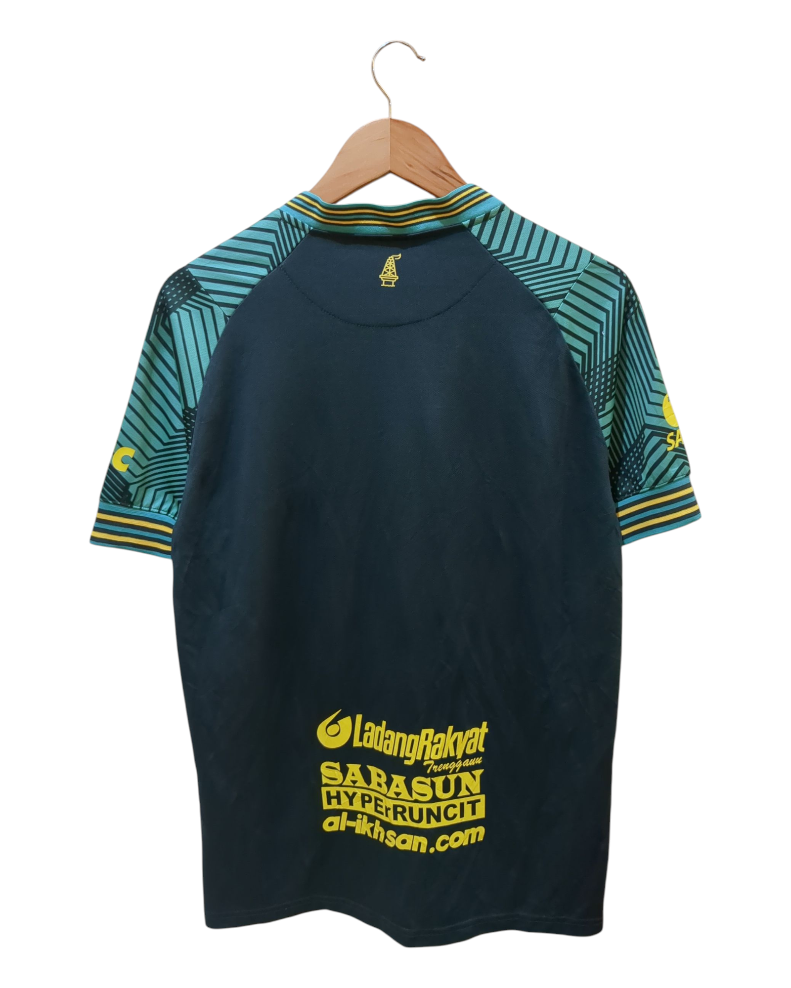 2023-24 Umbro Terengganu Away Shirt - (M)