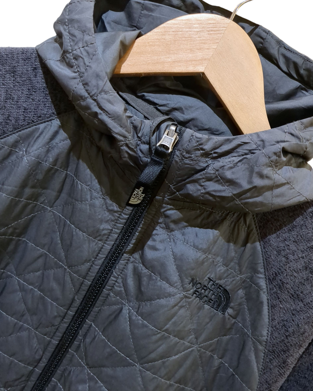 The North Face Quilted Sweater Fleece Hoodie - (S)