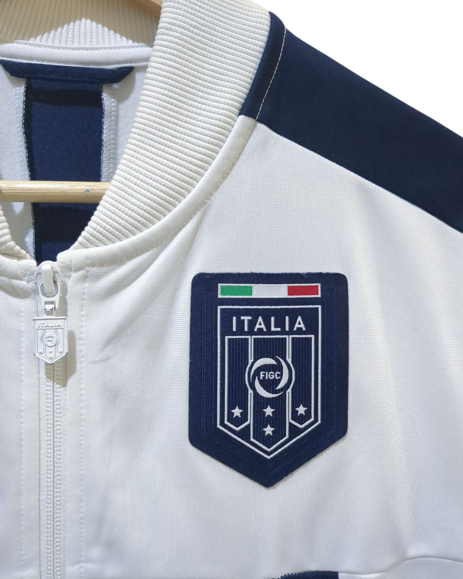 2016-17 Puma Italy Stadium Vent Thermo-R Jacket - (M)