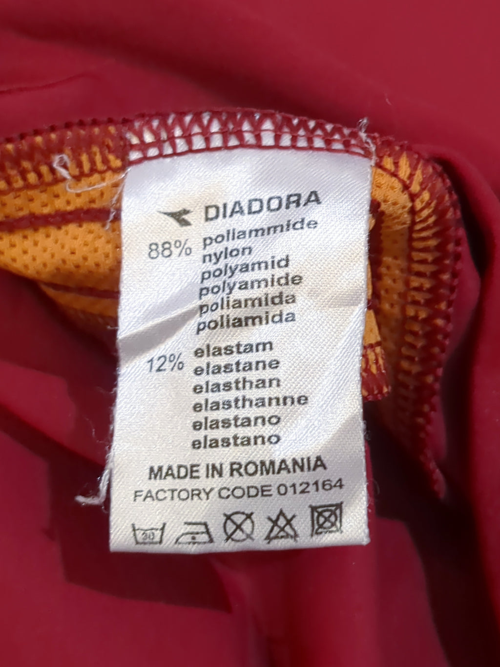 2004-05 Diadora AS Roma 'Limited Edition' Home Shirt - (L)