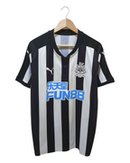 2017-18 Puma Newcastle Home Shirt #9 Gayle - (L)