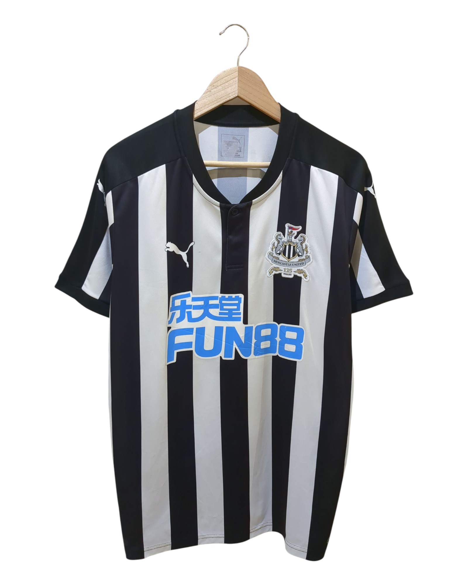 2017-18 Puma Newcastle Home Shirt #9 Gayle - (L)