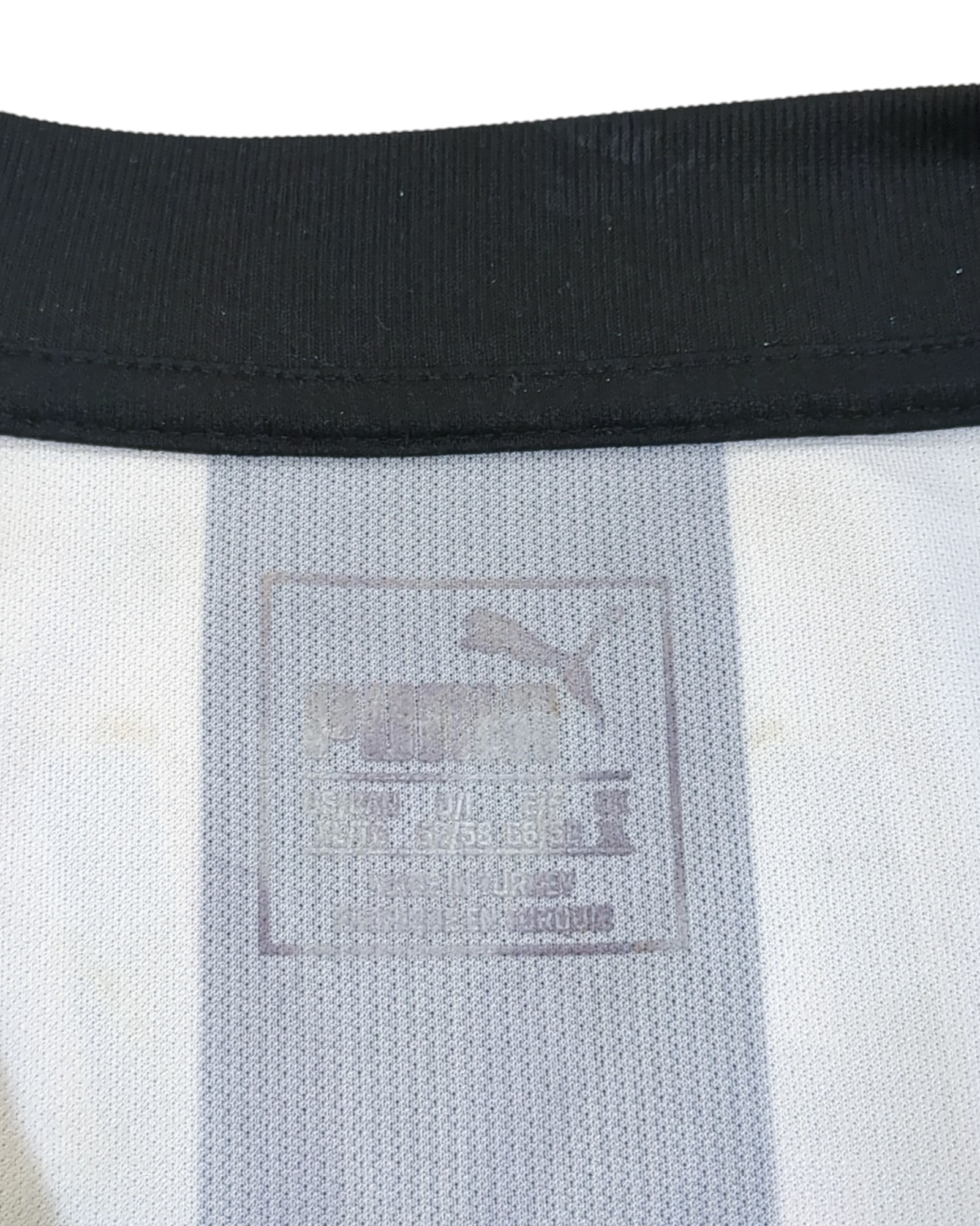 2017-18 Puma Newcastle Home Shirt #9 Gayle - (L)