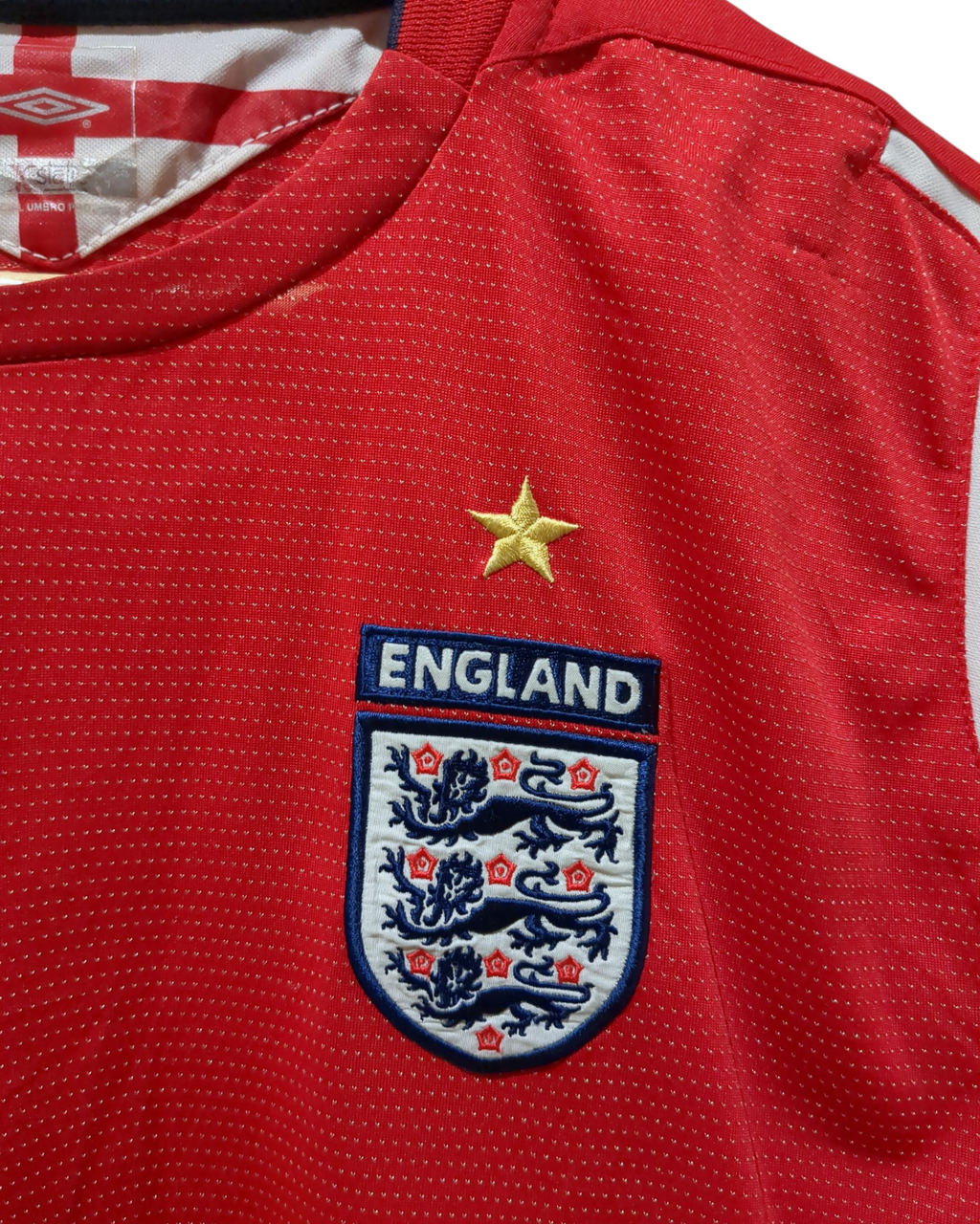 2004-06 Umbro England Away Shirt - (L)