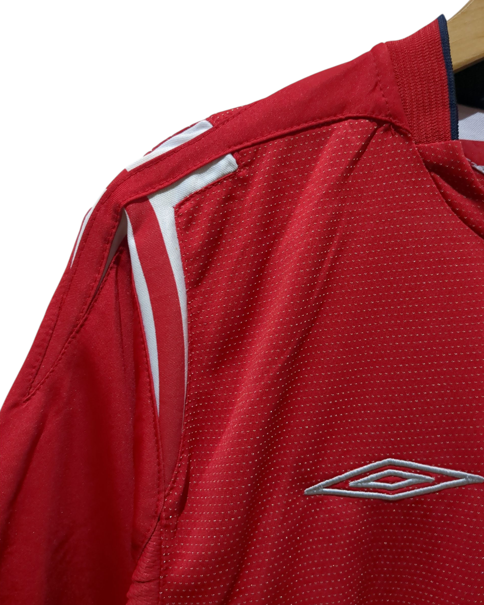 2004-06 Umbro England Away Shirt - (L)