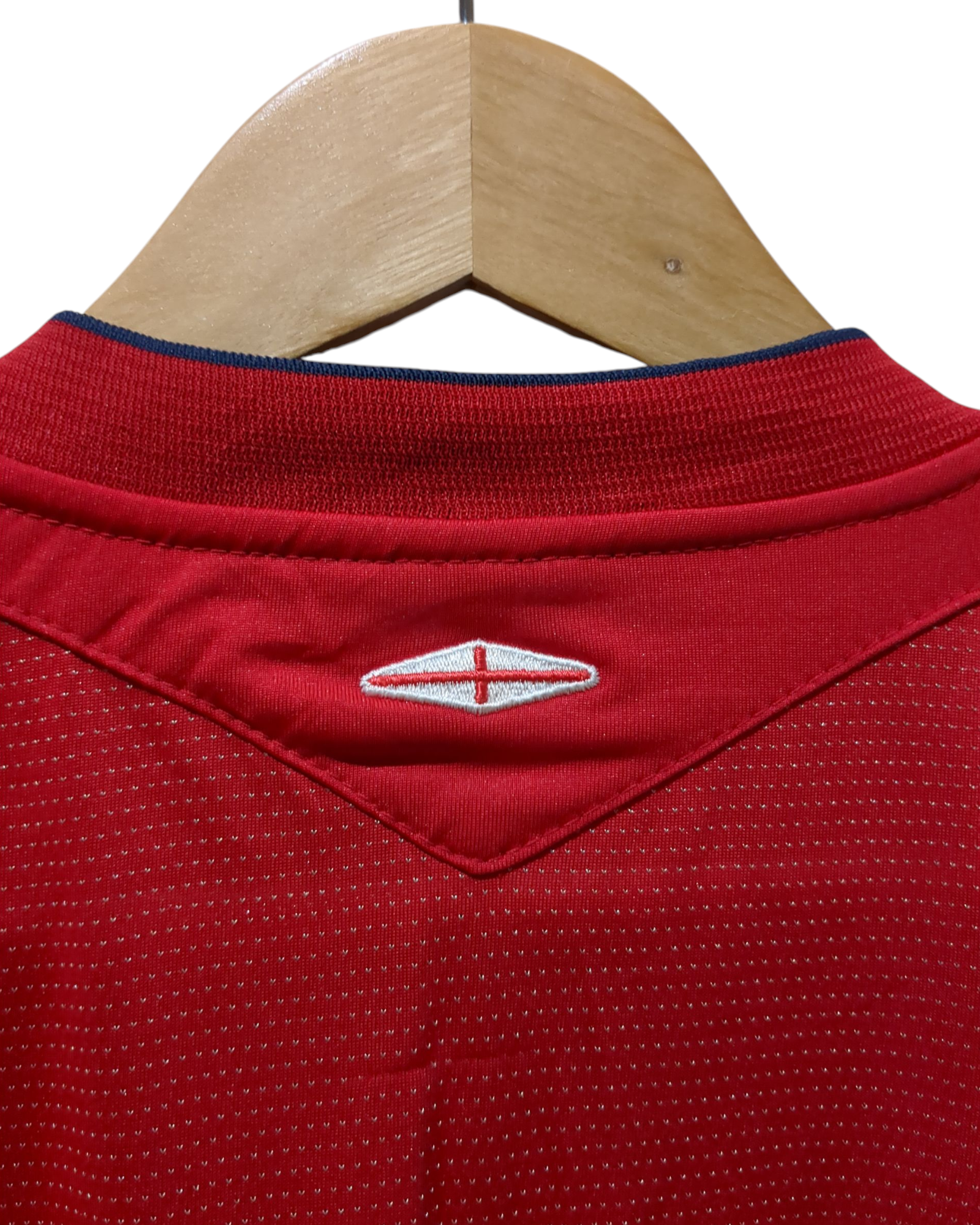 2004-06 Umbro England Away Shirt - (L)