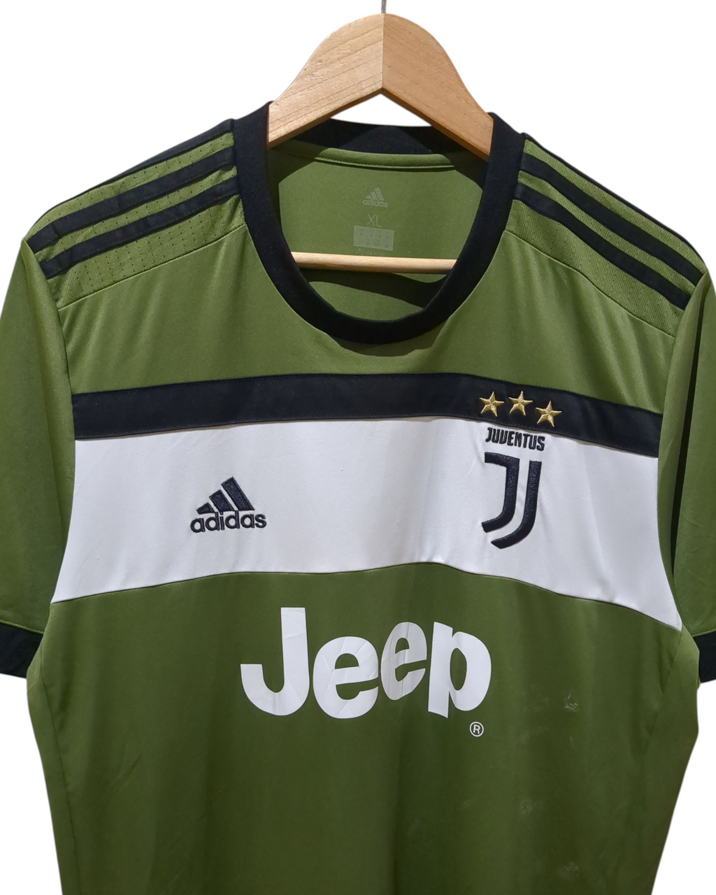2017-18 Adidas Juventus Third Shirt - (L)