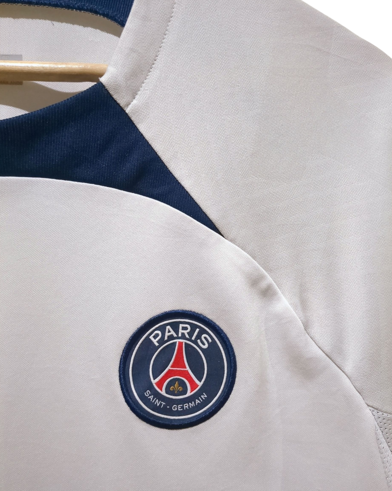 2022-23 Nike PSG Training Shirt - (M)