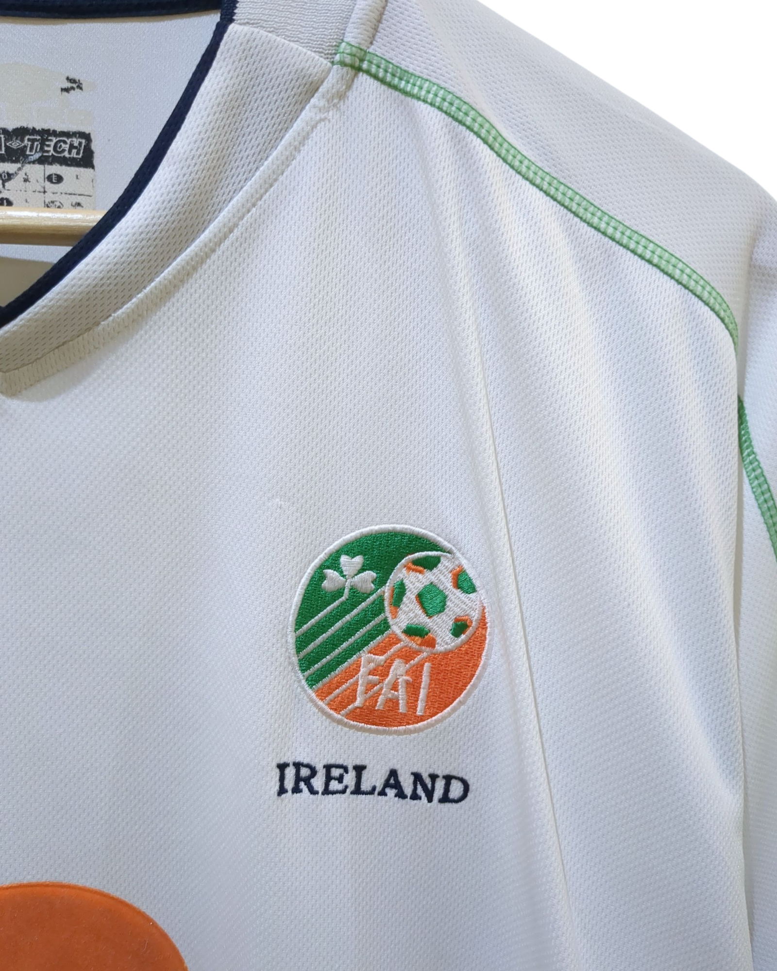 2002-03 Umbro Ireland Away Shirt - (L)