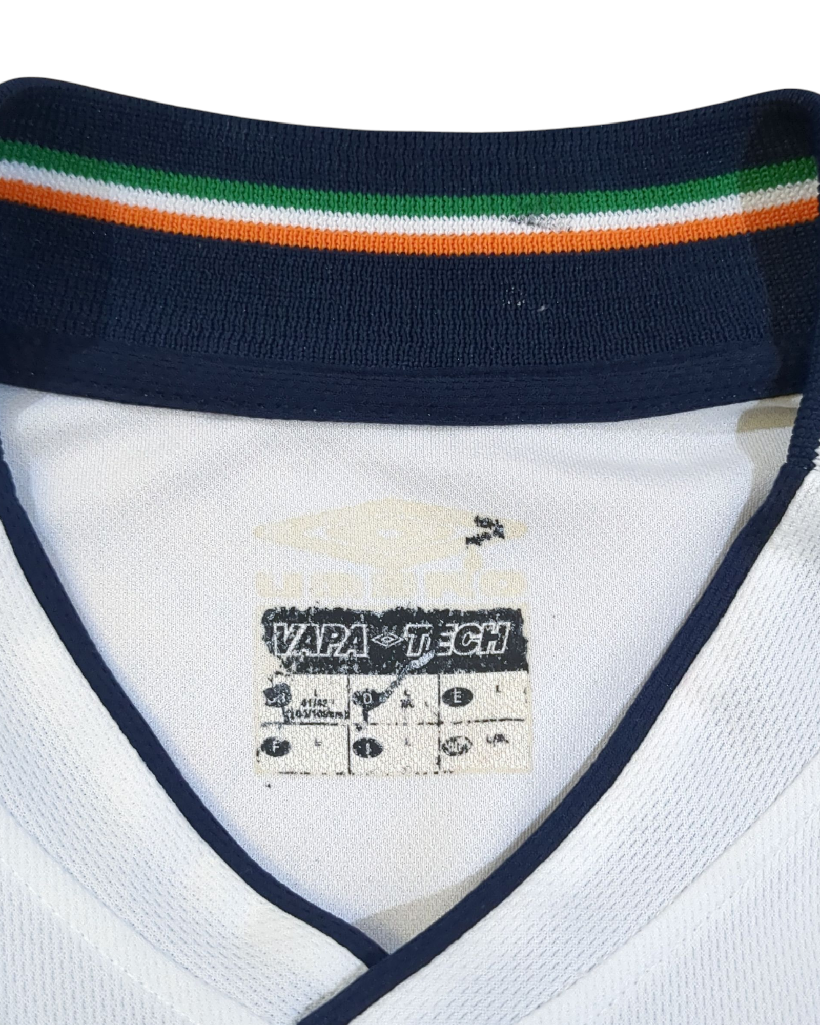 2002-03 Umbro Ireland Away Shirt - (L)