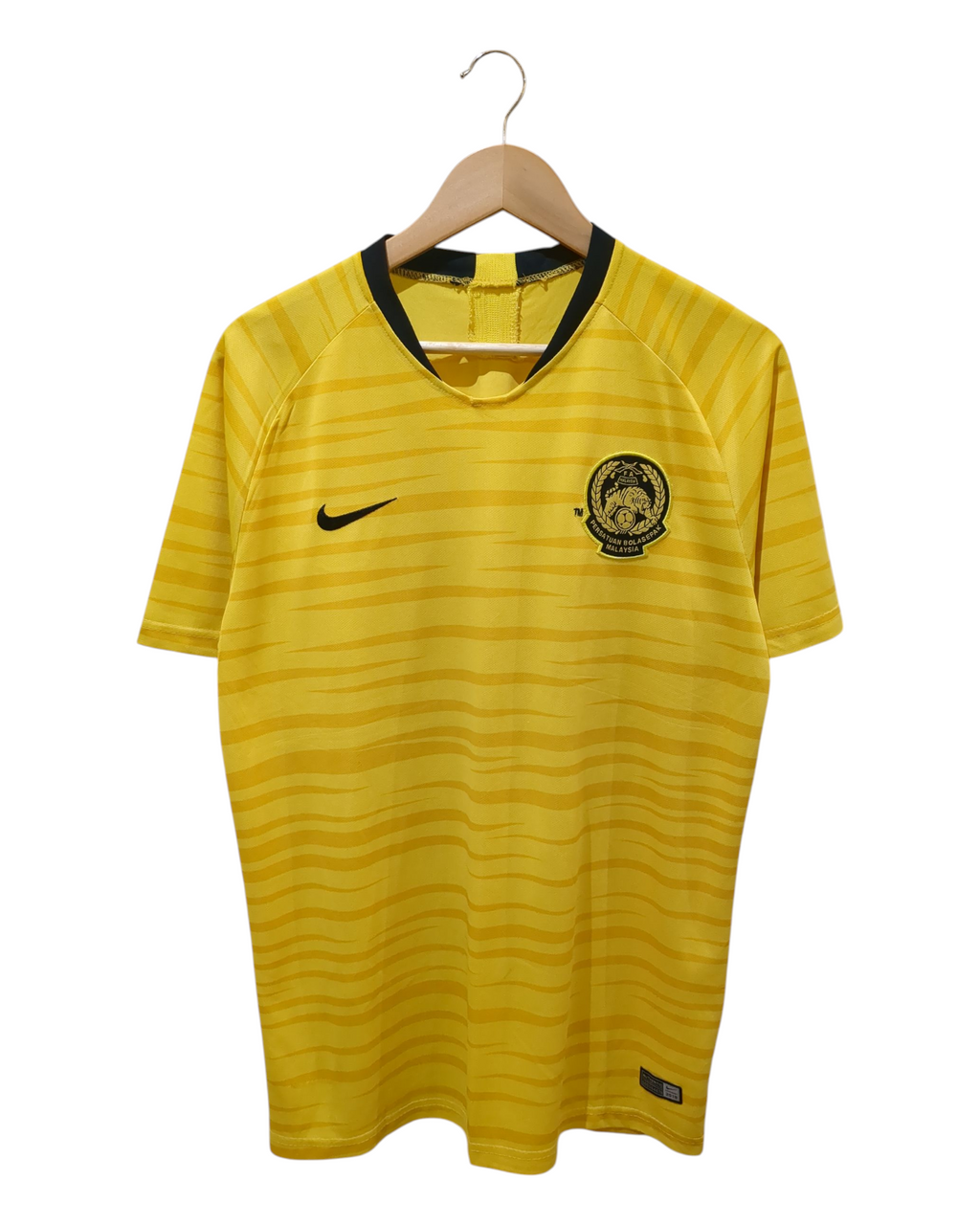 2018-19 Nike Malaysia Home Shirt - (L)