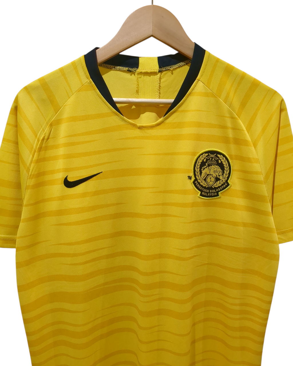 2018-19 Nike Malaysia Home Shirt - (L)