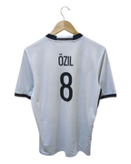 2015-16 Adidas Germany Home Shirt #8 Ozil - (M)