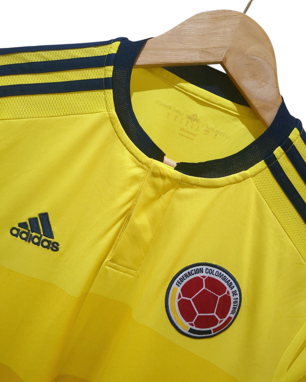 2015-16 Adidas Columbia Home Shirt - (S)