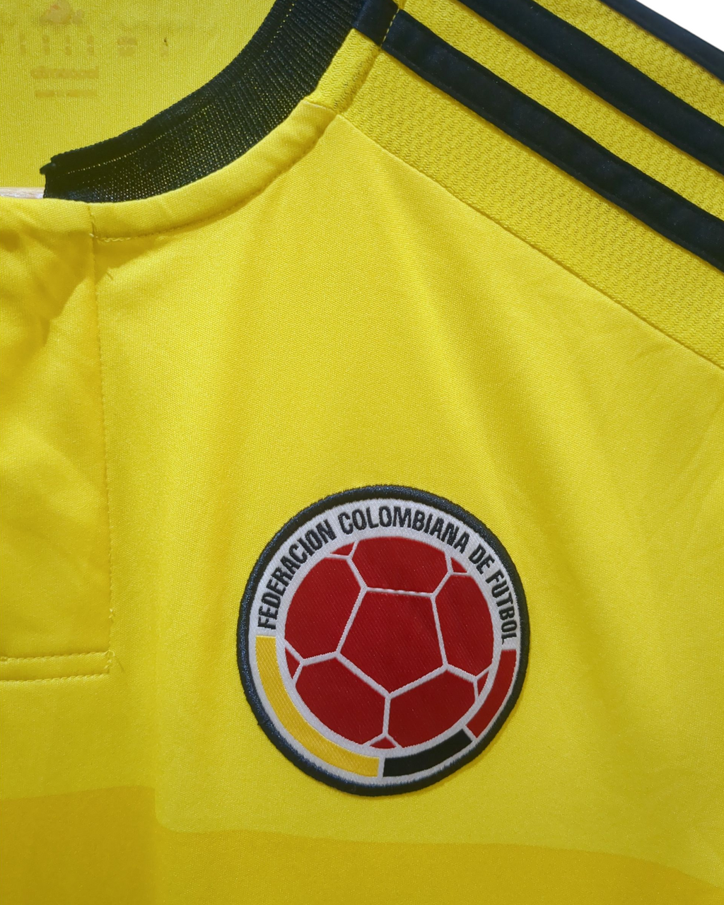 2015-16 Adidas Columbia Home Shirt - (S)