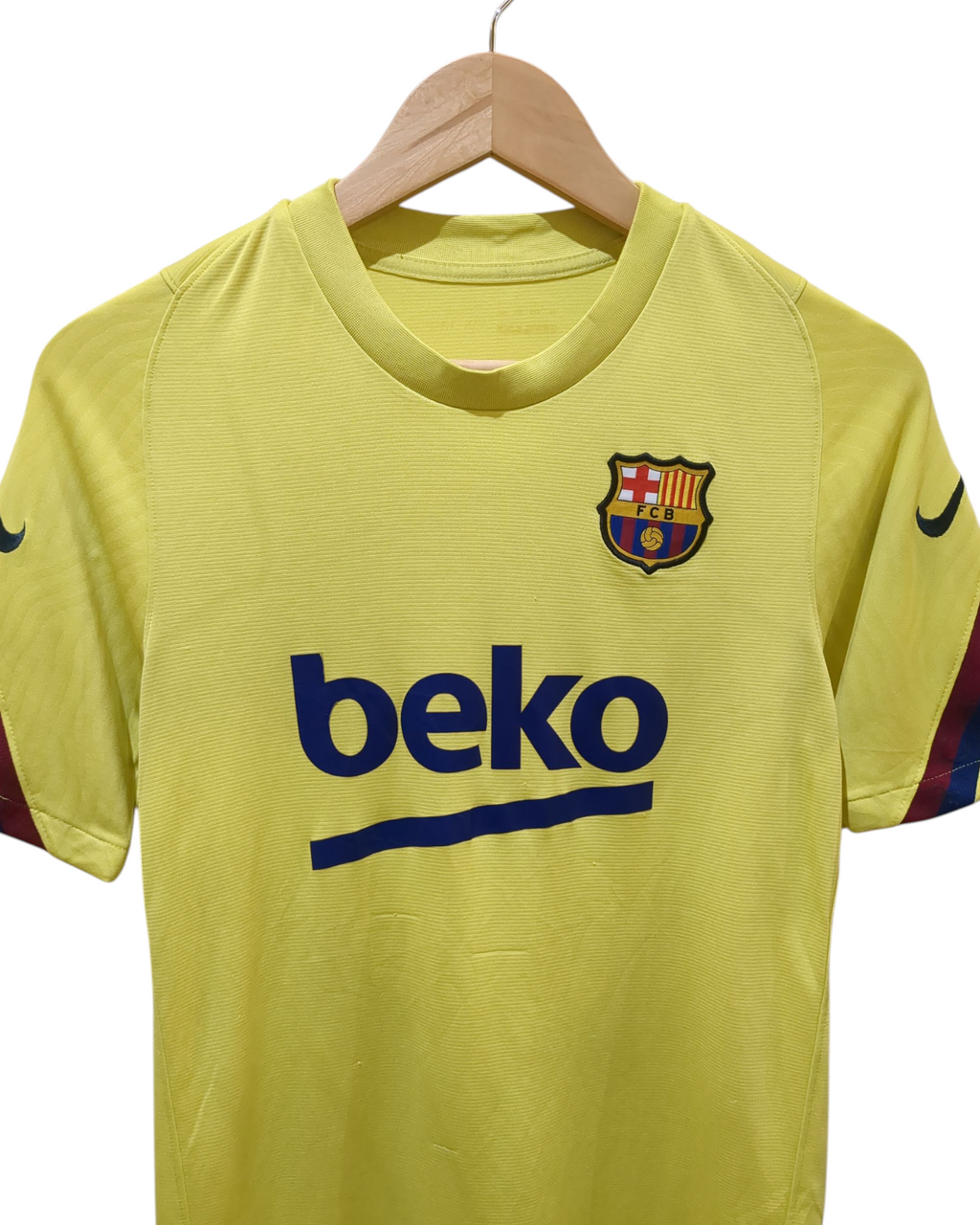 2019-20 Nike Barcelona Training Shirt - (S)