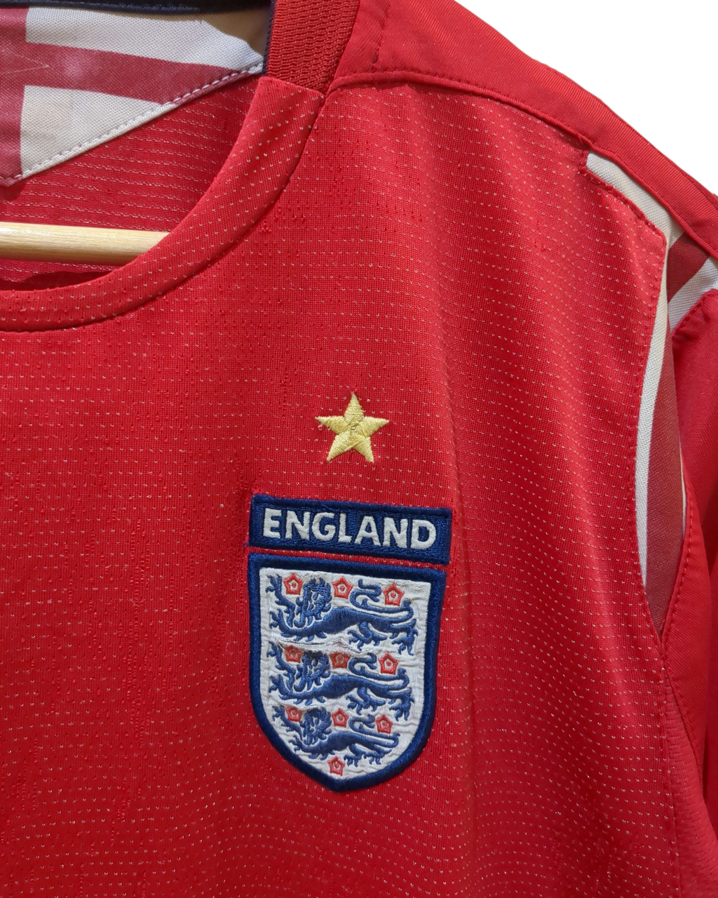 2004-06 Umbro England Away Shirt - (L)