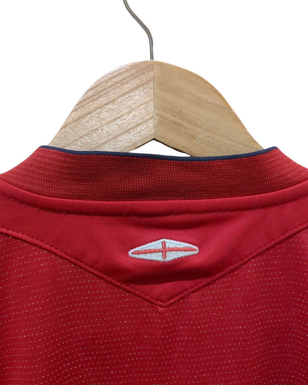 2004-06 Umbro England Away Shirt - (L)