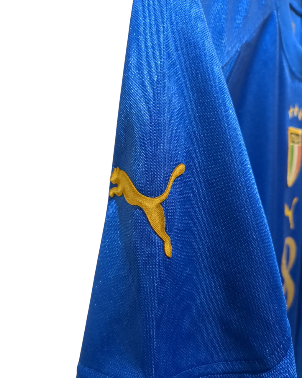 2004-06 Puma Italy Home Shirt #8 - (M)