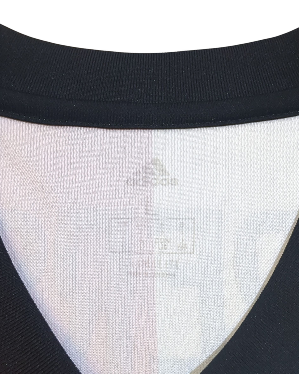 2018-19 Feyenoord Adidas Home Shirt #32 V.Persie - (L)