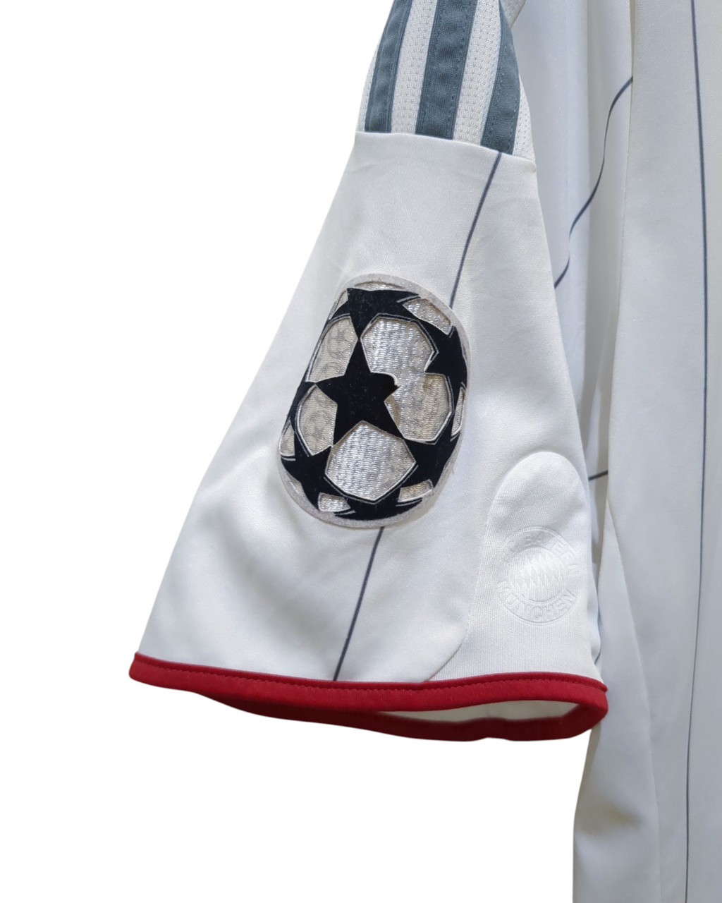 2009-10 Bayern Munich Adidas UCL Third Shirt - (L)