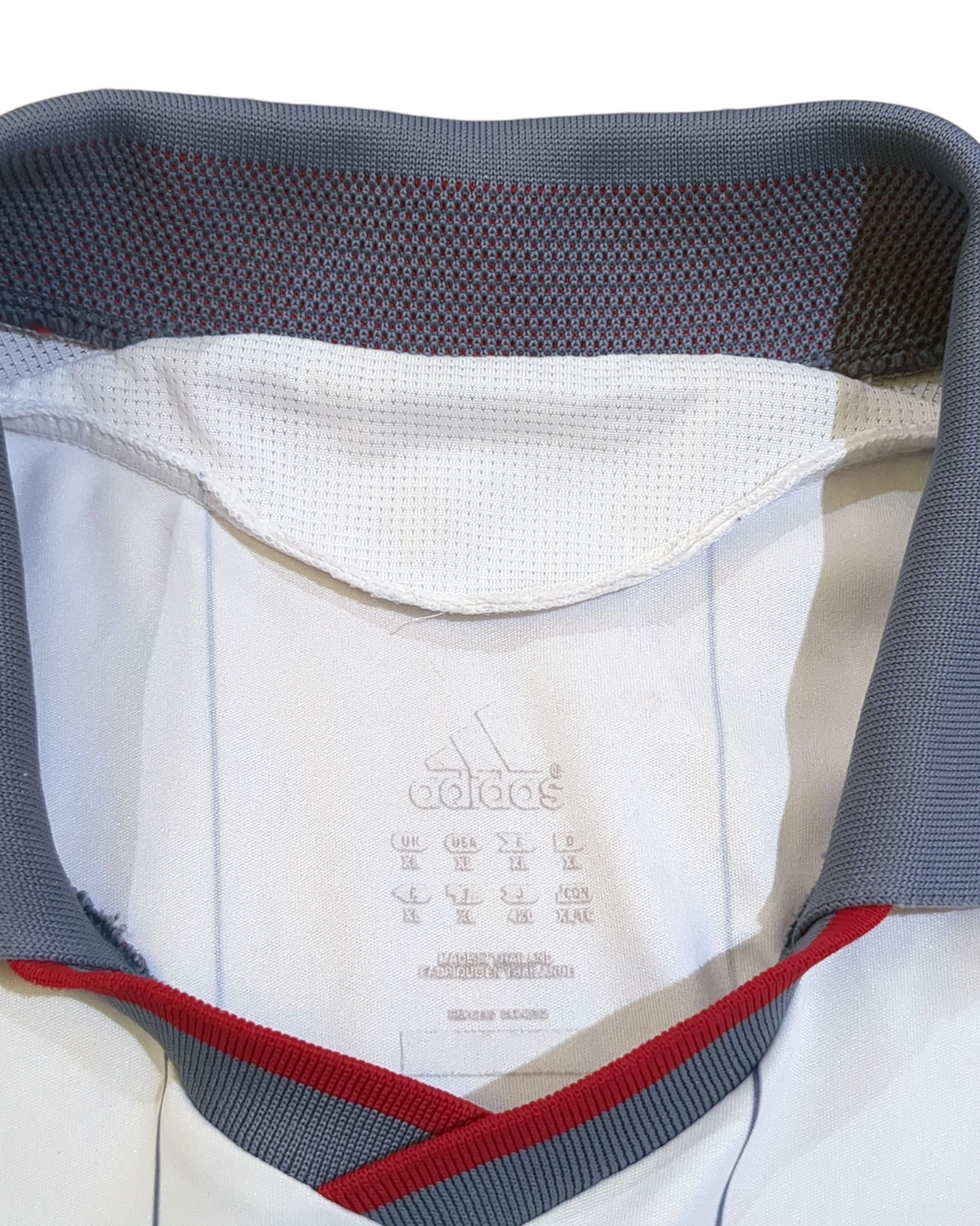 2009-10 Bayern Munich Adidas UCL Third Shirt - (L)