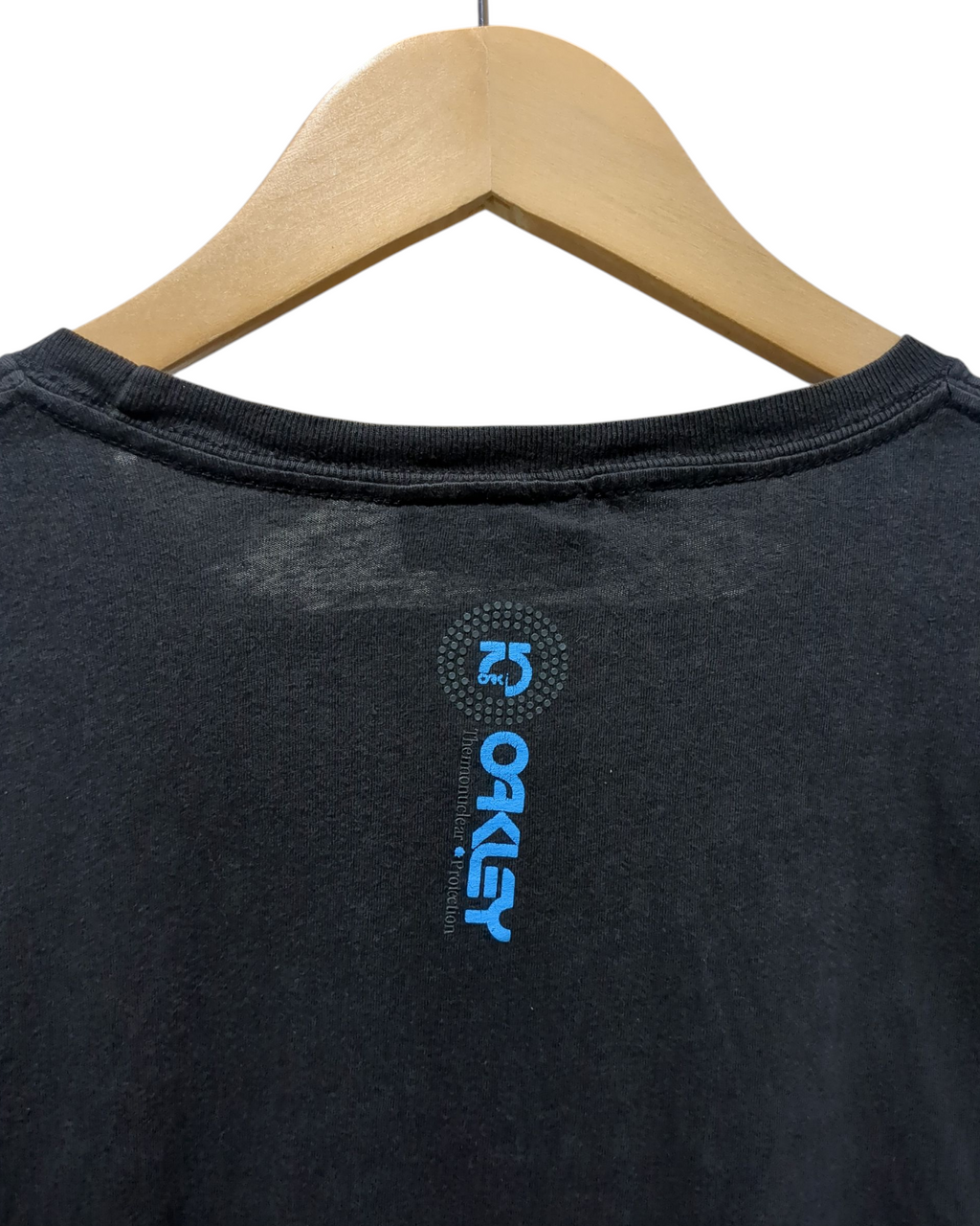 Oakley Circular Logo Tee - (L)