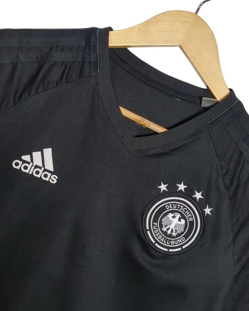 2017-18 Germany Adidas Training Shirt - (L.Boys)
