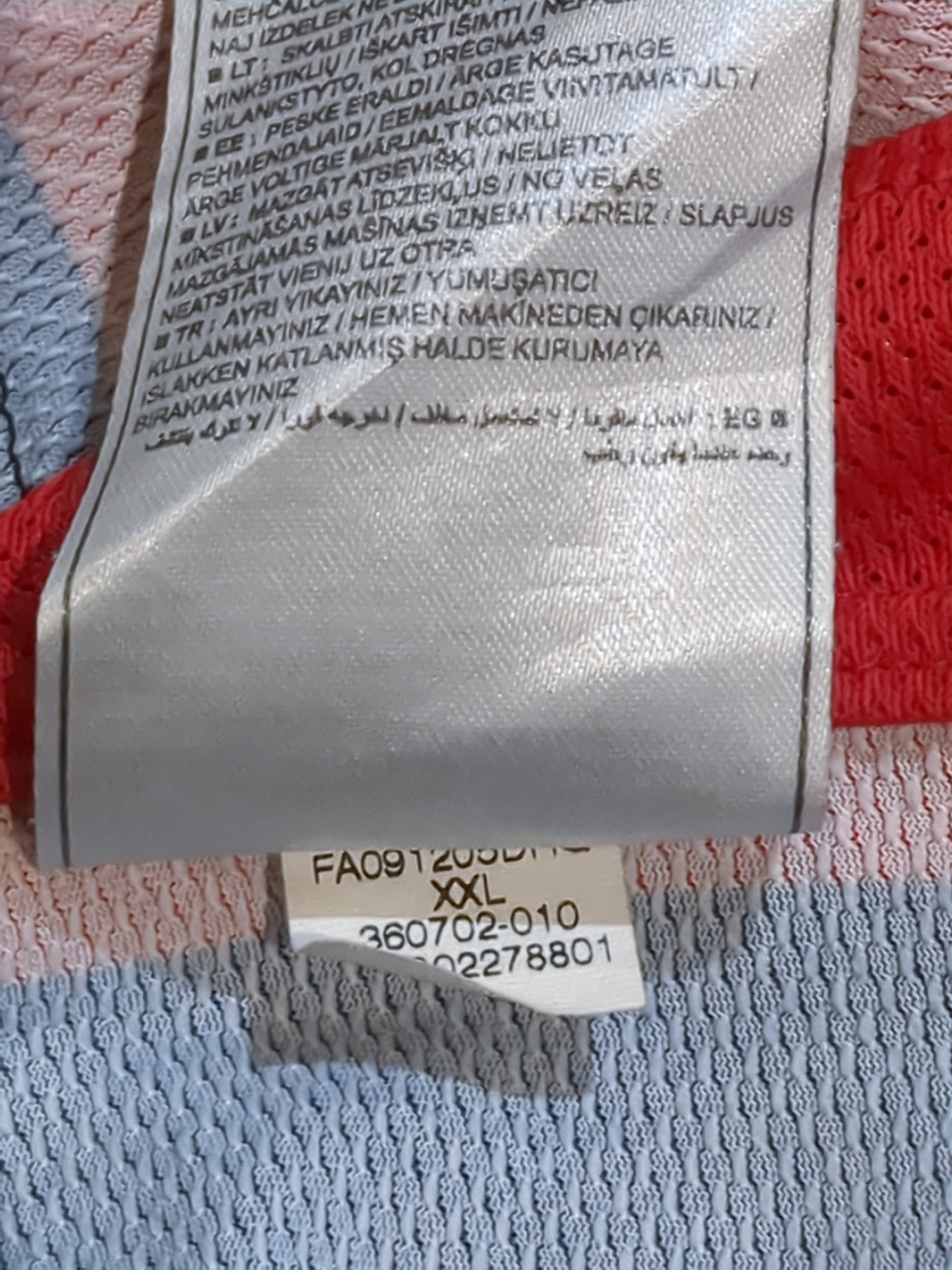 2009-10 Hertha Berlin Nike Away Shirt - (XL)