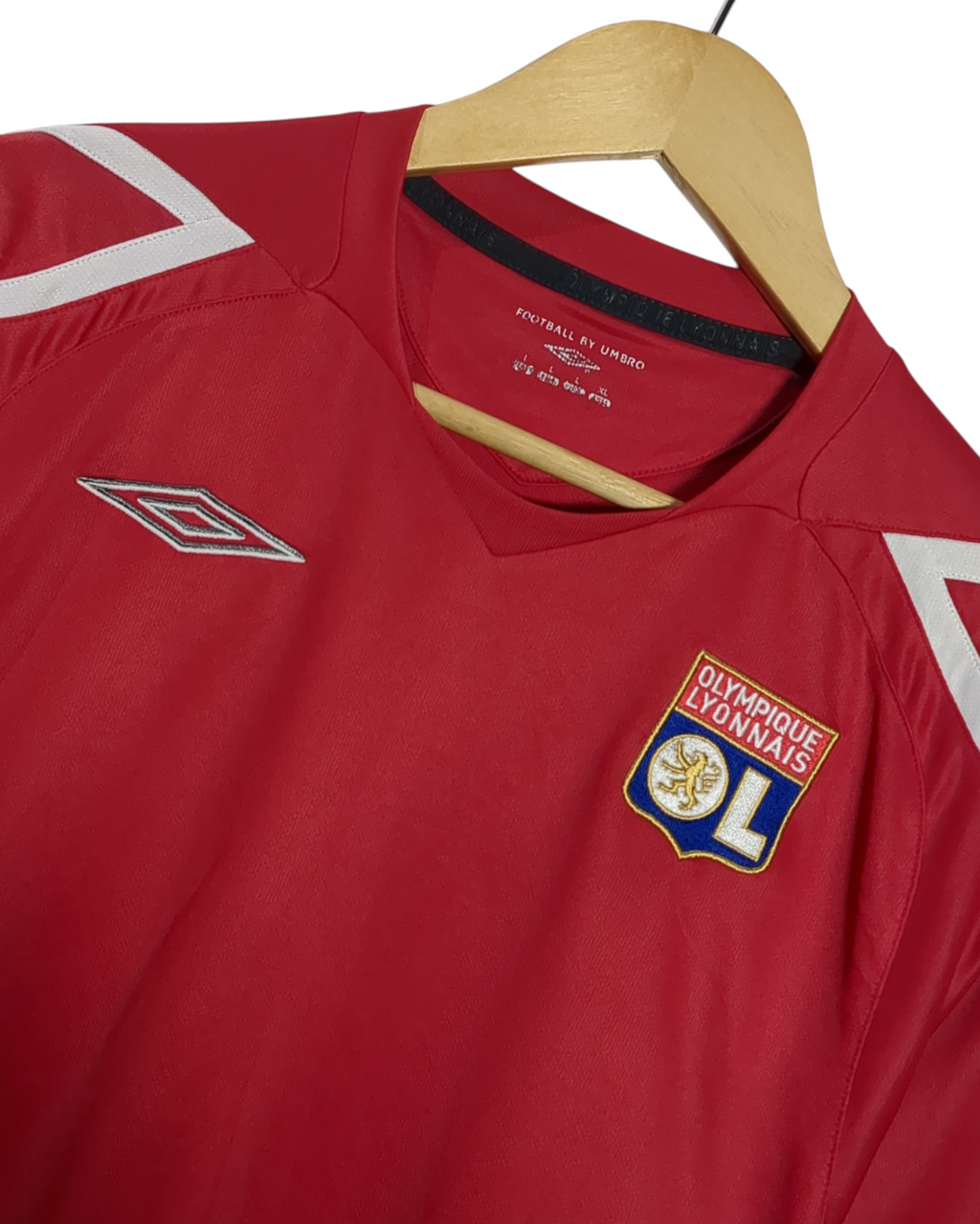 2006-07 Olympique Lyonnais Umbro Training Shirt - (L)