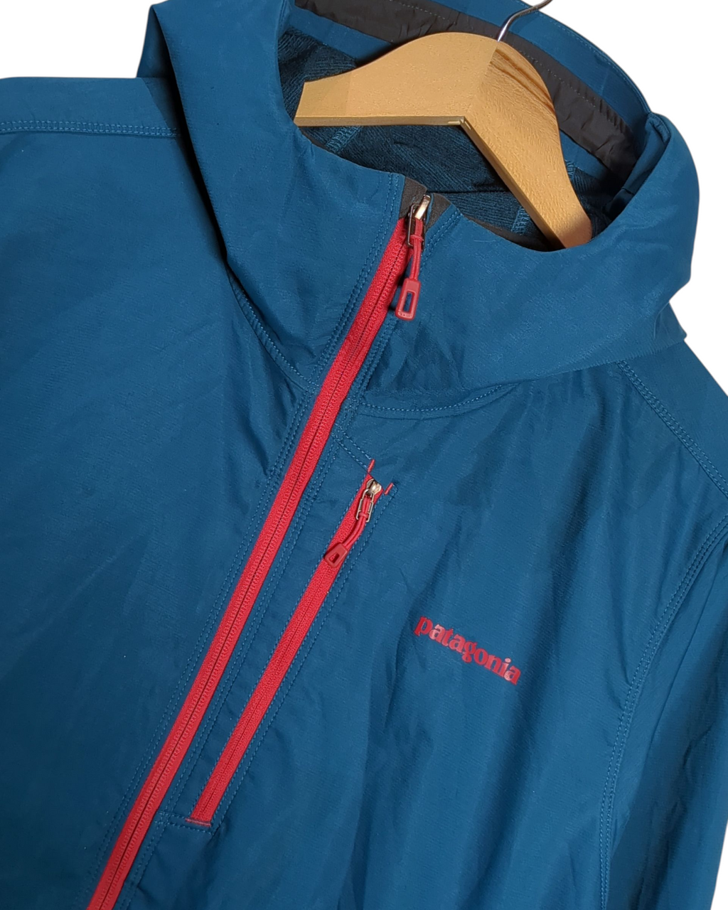 Patagonia Levitation Hoody - (L)