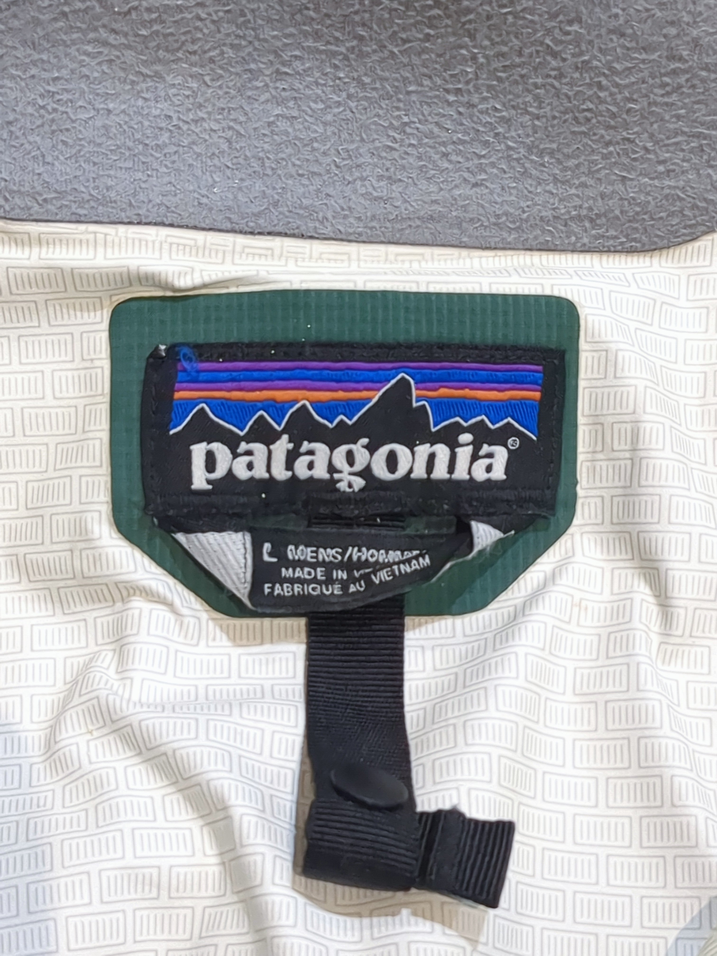 Patagonia Torrentshell Stretch Jacket - (L)