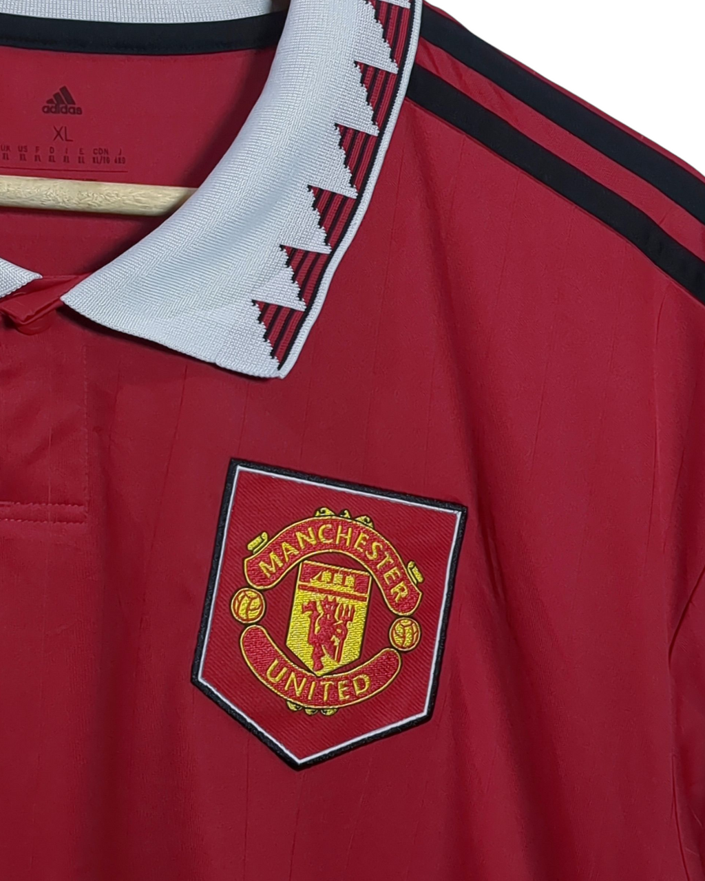 2022-23 Manchester United Adidas Home Shirt - (XL)