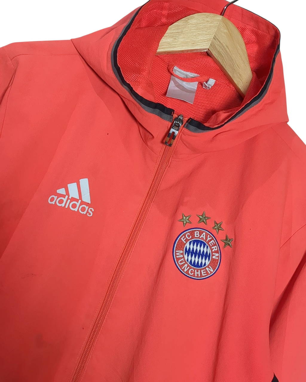 2016-17 Bayern Munich Adidas Hooded Track Jacket - (M)