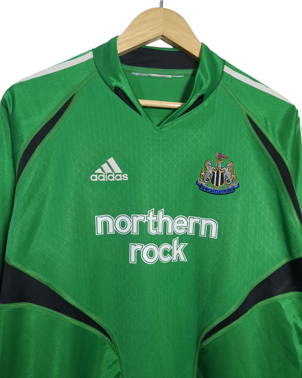 2004-05 Newcastle Adidas Goalkeeper L/S Shirt - (XXL.Boys)