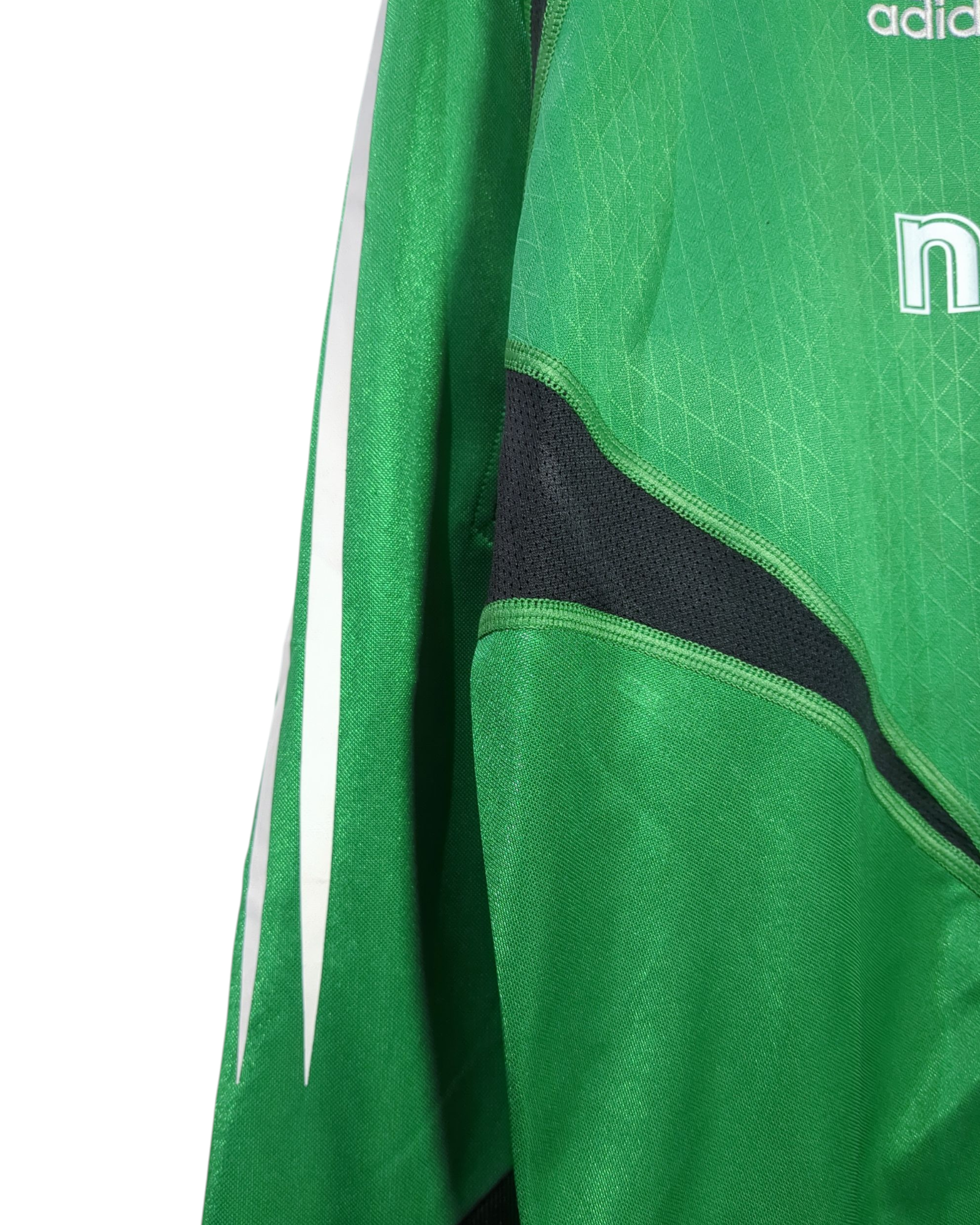 2004-05 Newcastle Adidas Goalkeeper L/S Shirt - (XXL.Boys)