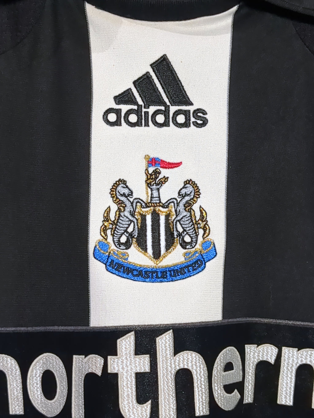 2007-09 Newcastle Adidas Home Shirt #18 - (L)