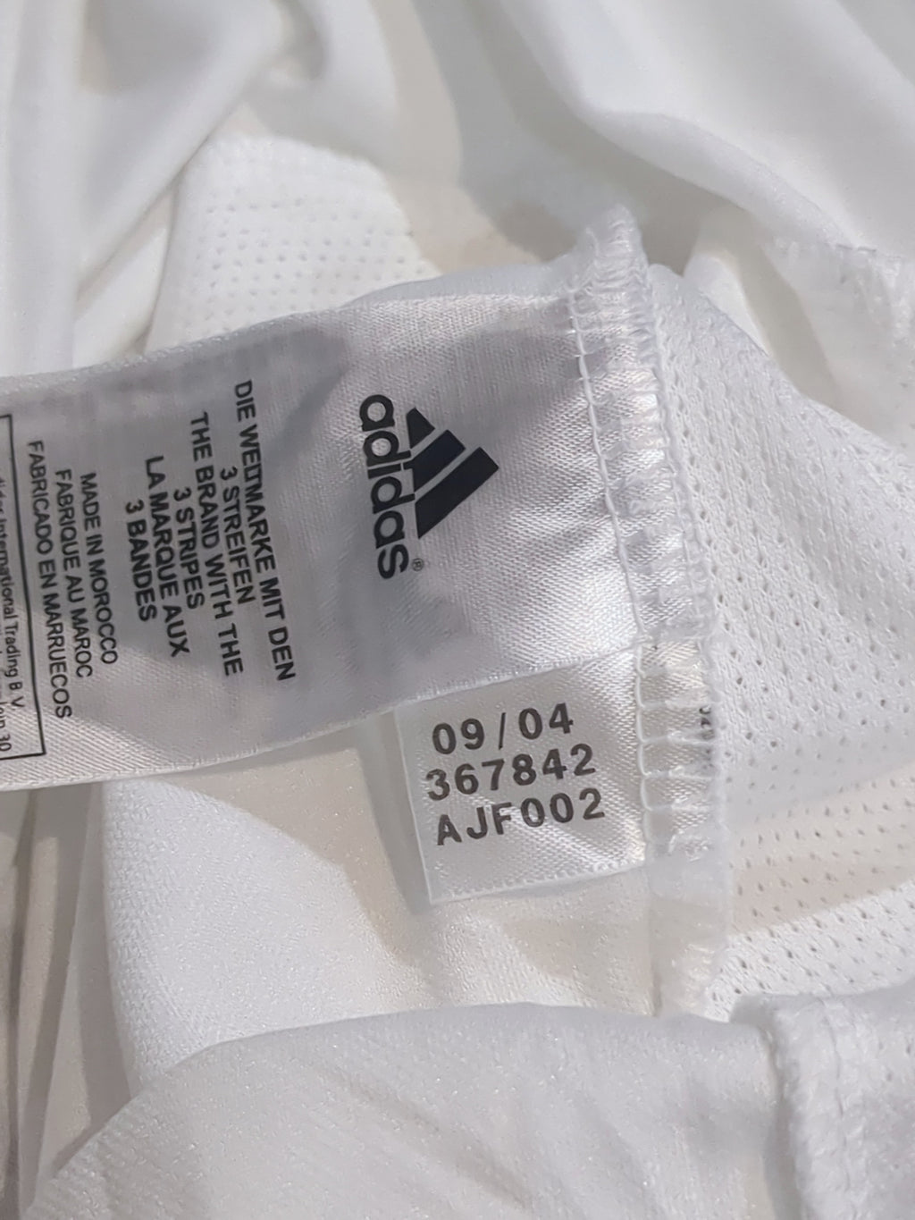 2004-05 Real Madrid Adidas Home Shirt - (M)