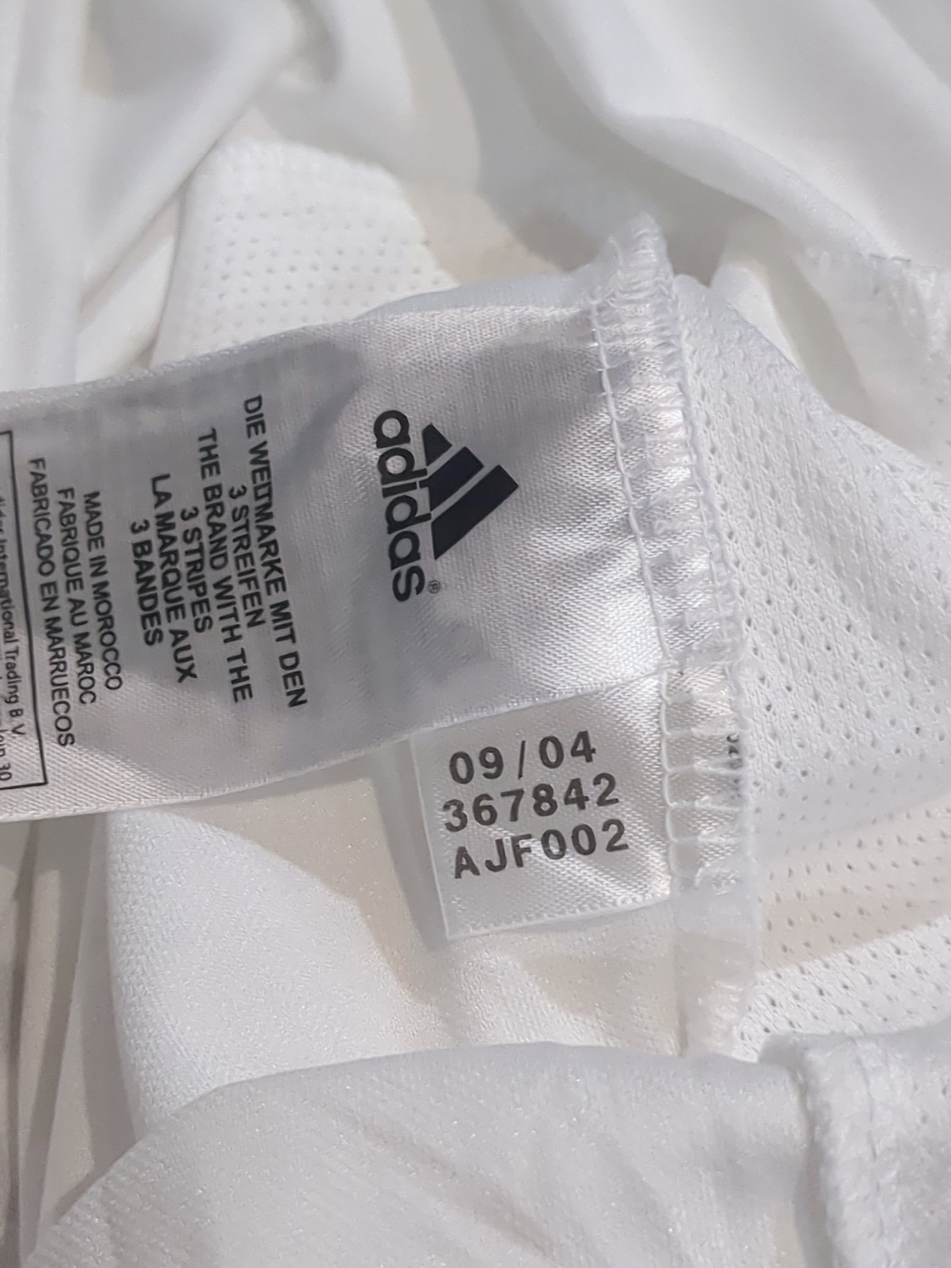 2004-05 Real Madrid Adidas Home Shirt - (M)