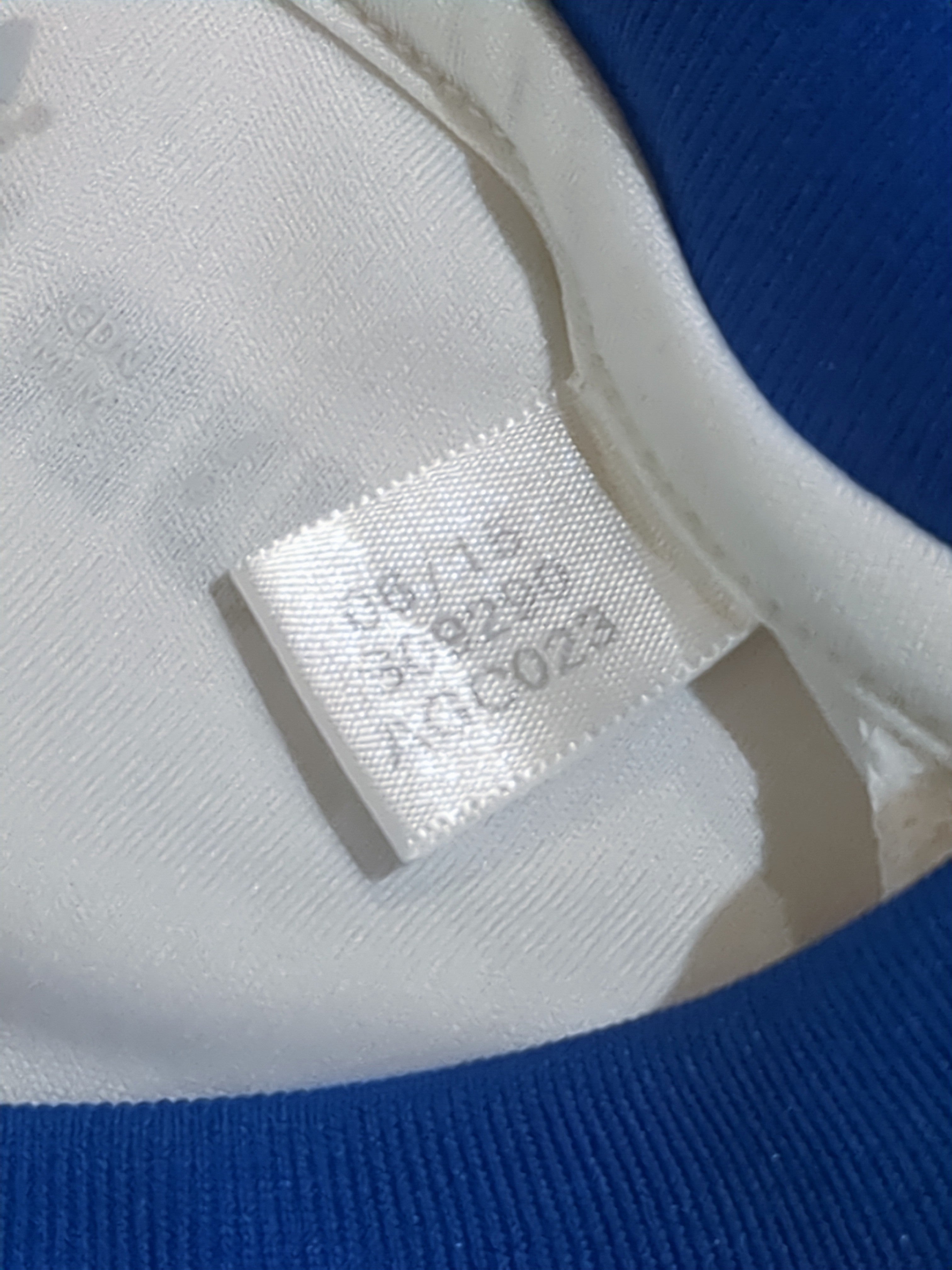 2015-16 Hamburger Adidas Home Shirt - (M)