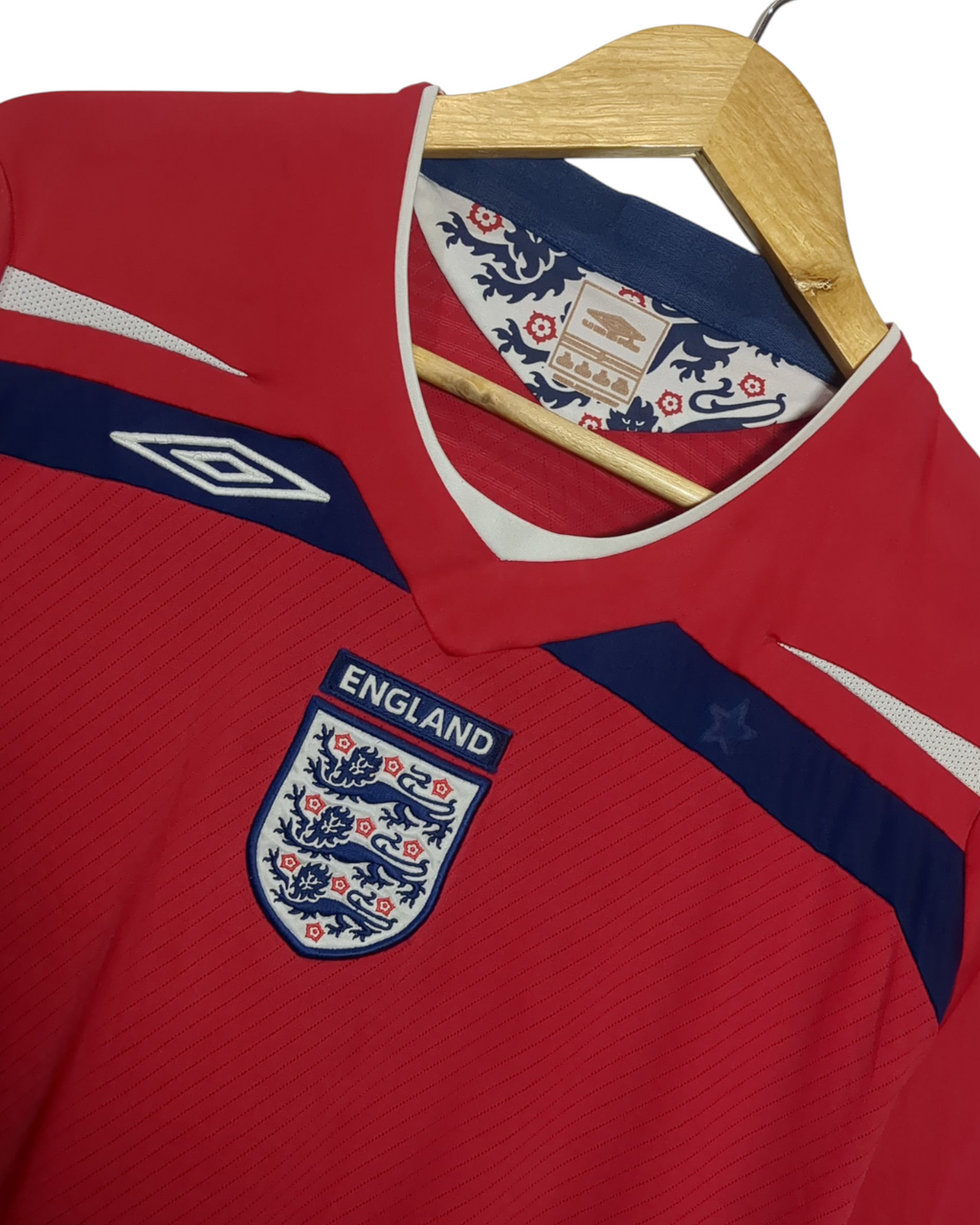 2008-10 England Umbro Away Shirt - (L)