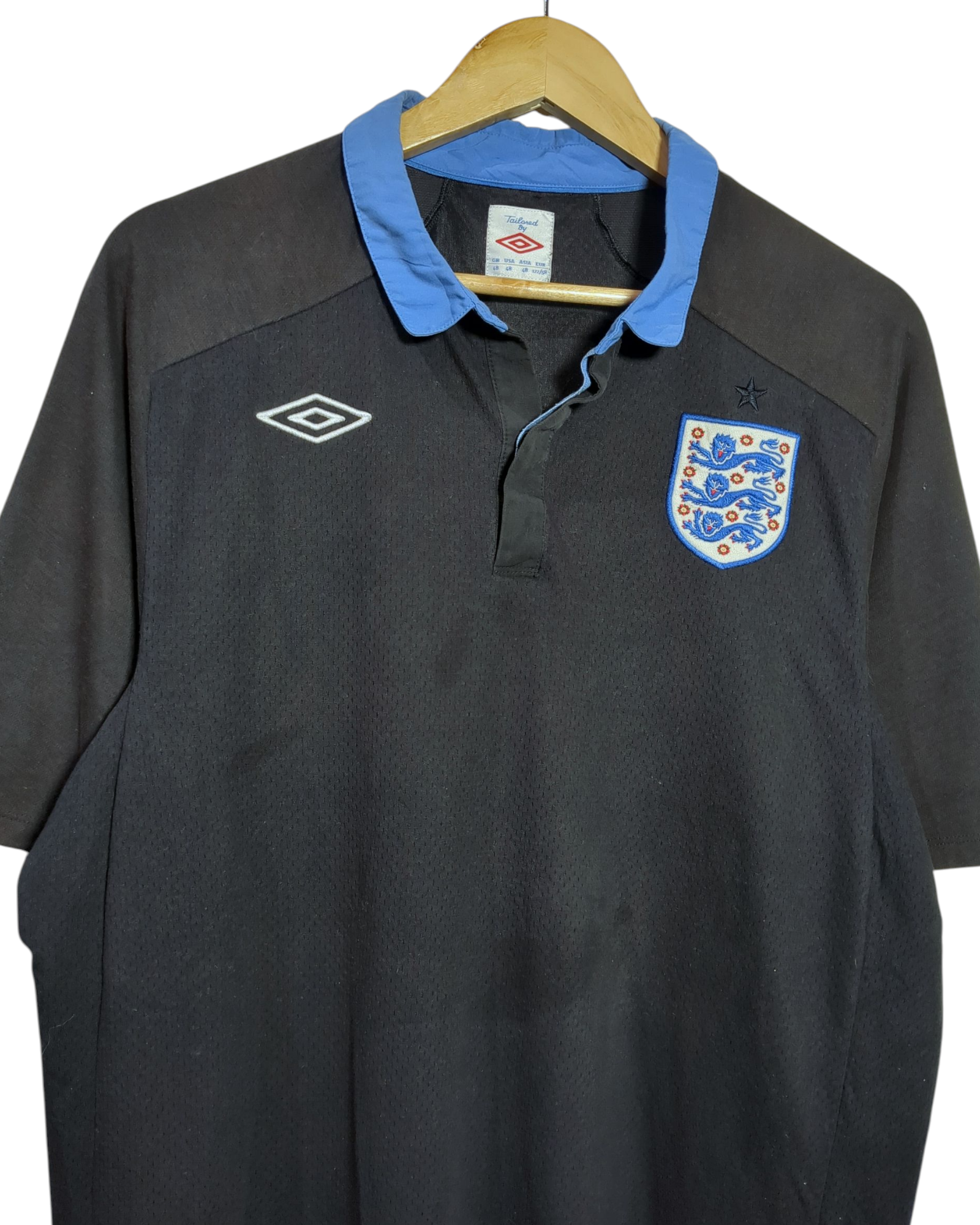 2011-12 England Umbro Away Shirt - (XL)