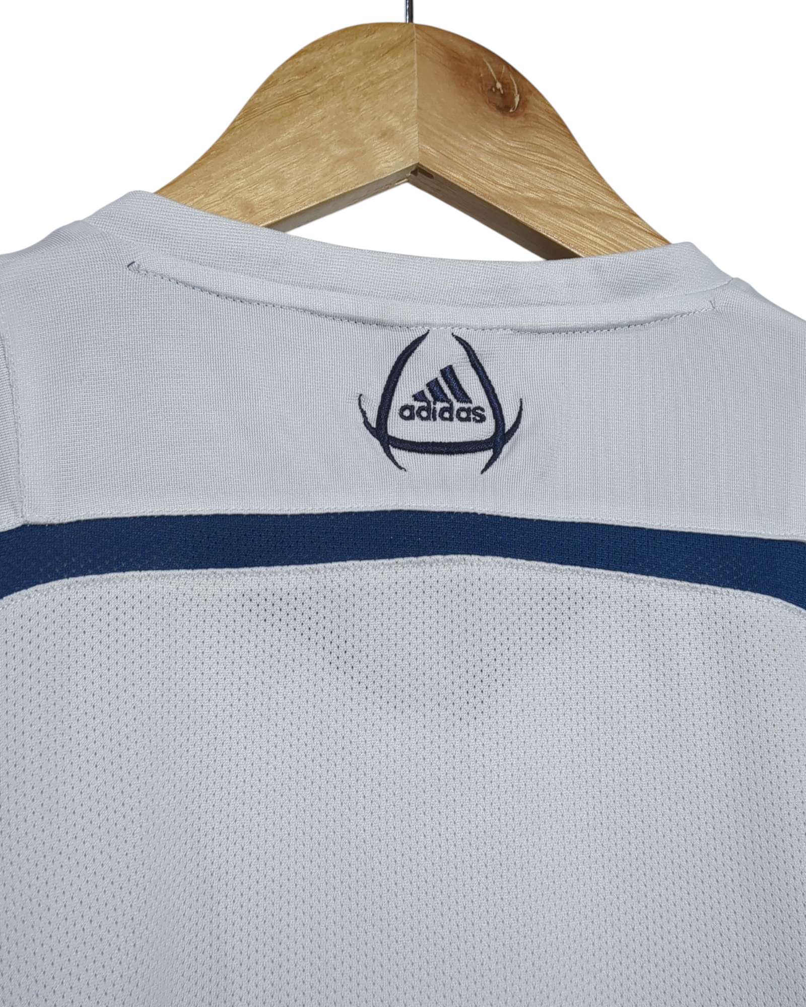 2004-05 Newcastle Adidas Training Shirt - (L)