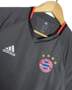2017-18 Bayern Munich Adidas Training Shirt - (S)